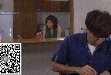 gif图解2出处，已婚少妇和丈夫的同事偷情，头顶绿油油-解解图解