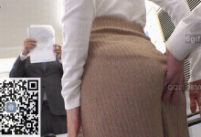 盯着公司女上司的性感屁股，男职员不由得霸王硬上弓④-解解图解