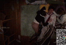 经典补档：妹妹男朋友第一次来家里，寂寞的姐姐偷偷和妹妹男友偷情②-解解图解