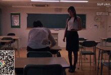 我的女老师 是写真偶像、赛车女郎，170cm身高、8头身比、纤细身材，独一无二-解解图解